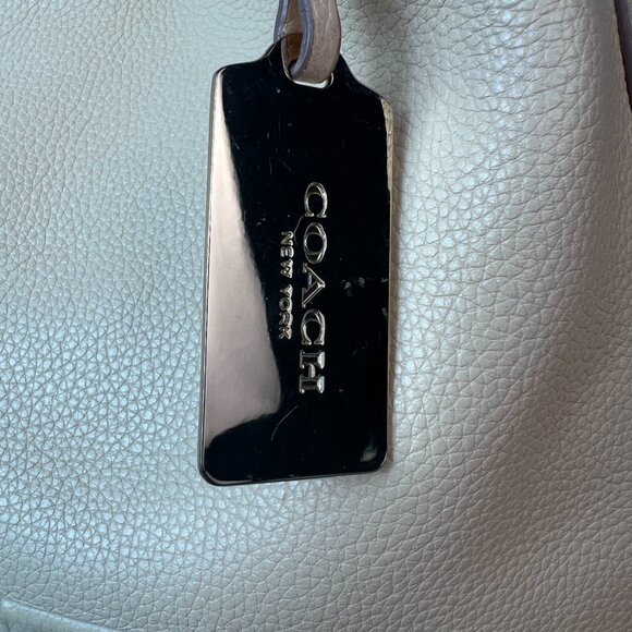 Coach 33728 Embossed Horse and Carriage Edie Shoulder Bag - Picture 2 of 8